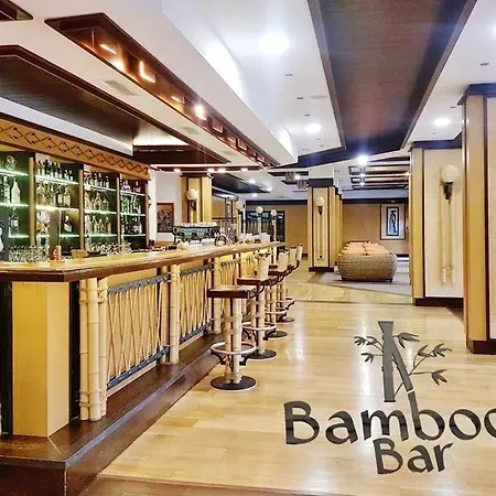 Emerald Welnes & Διαμέρισμα