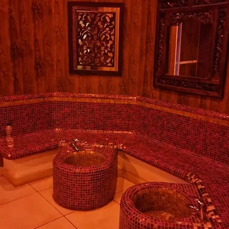 Emerald Welnes & * Ravda