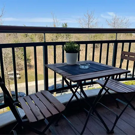 Emerald Welnes & Appartamento Ravda